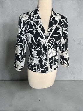 Carrie Allen Black White Blazer Size 6 Floral Print Classic Career Jacket